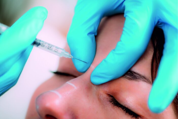 CAN DERMAL FILLERS REALLY MAKE WRINKLES DISAPPEAR?